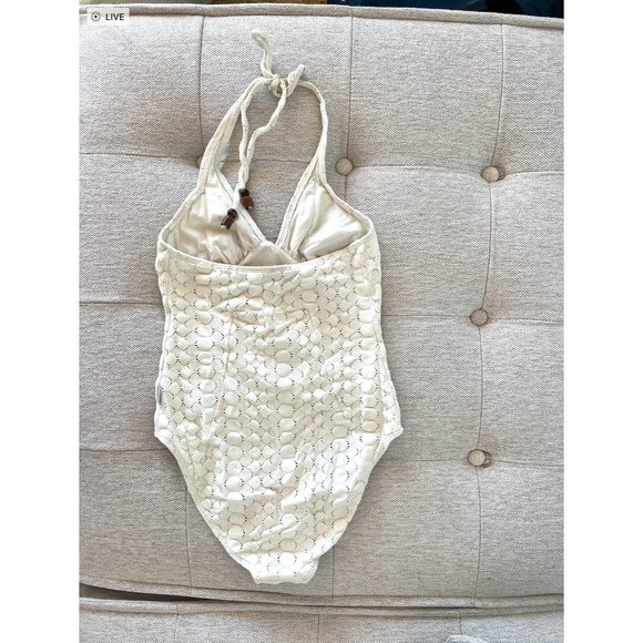 LOVER THE LABEL Cream Crochet Halter One-Pc AUS 8 / US 4, S - Picture 3 of 6